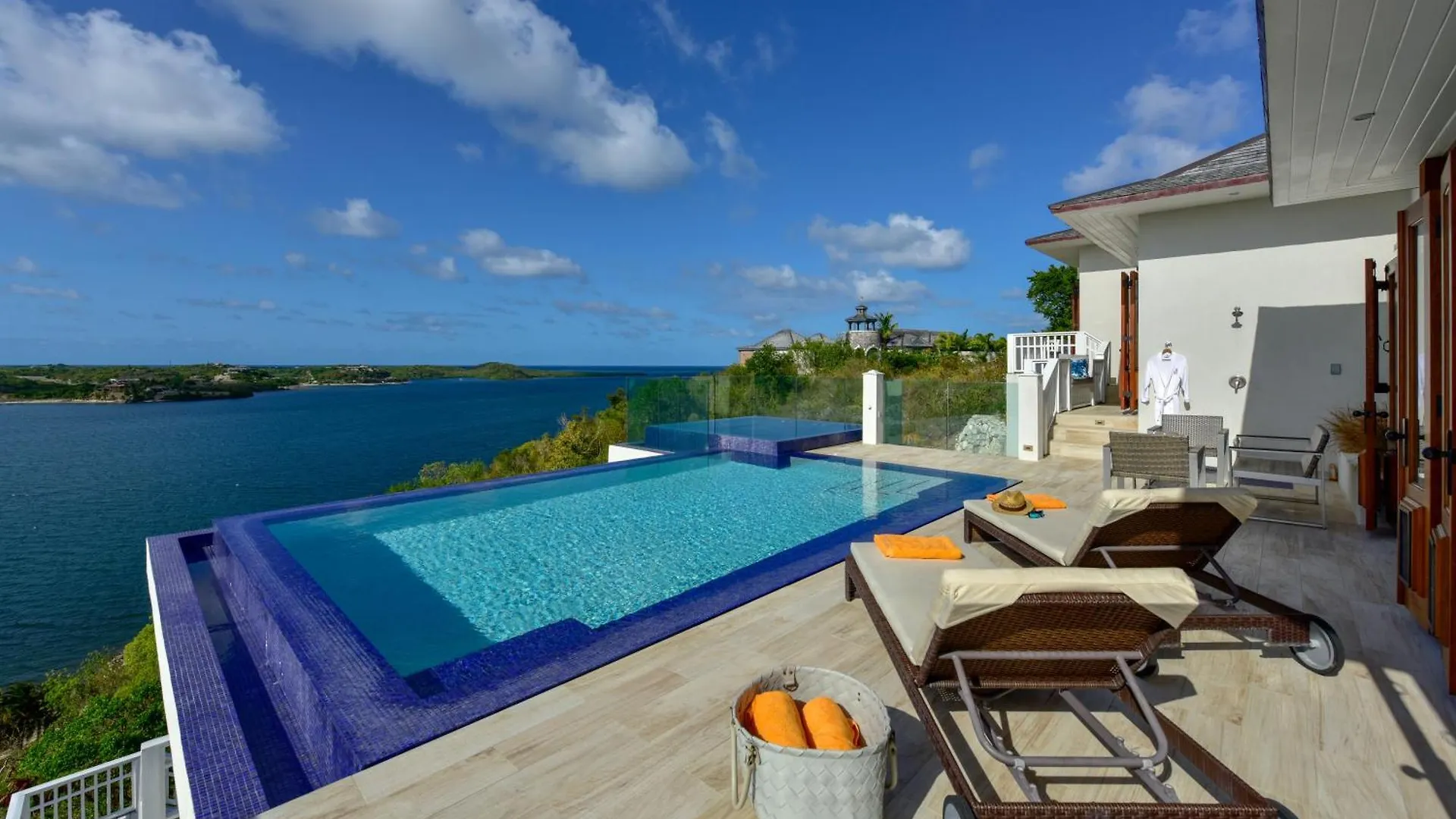 Resort Nonsuch Bay The Hideaway Hotel Gaynors
