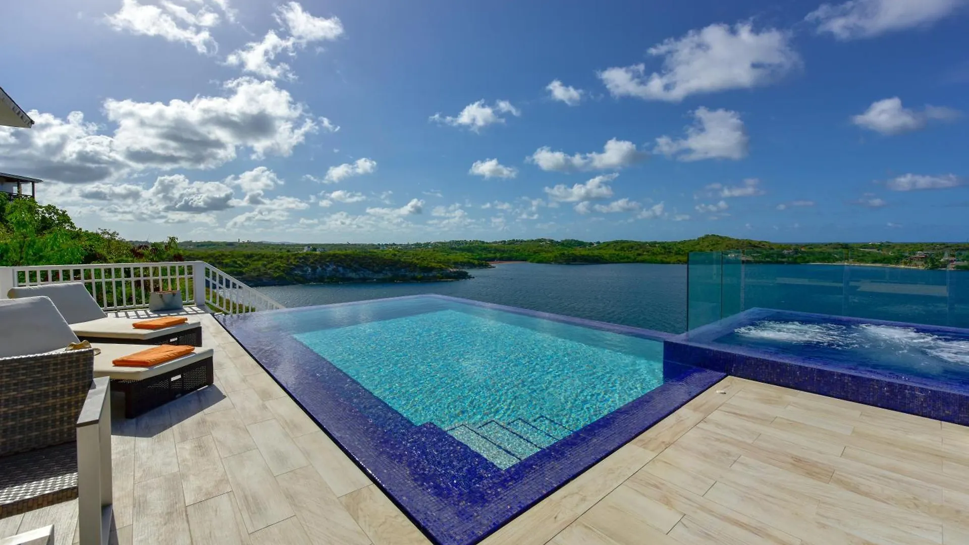 Nonsuch Bay The Hideaway Hotel Gaynors