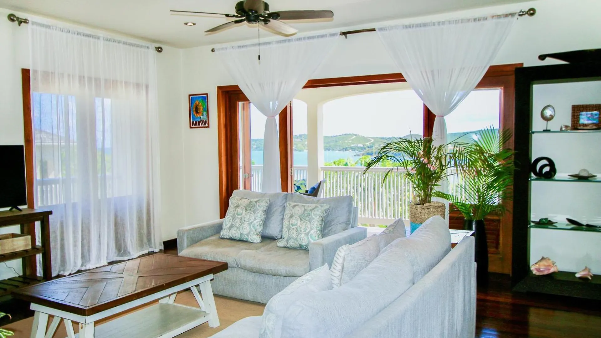 Hotel Nonsuch Bay The Hideaway Gaynors