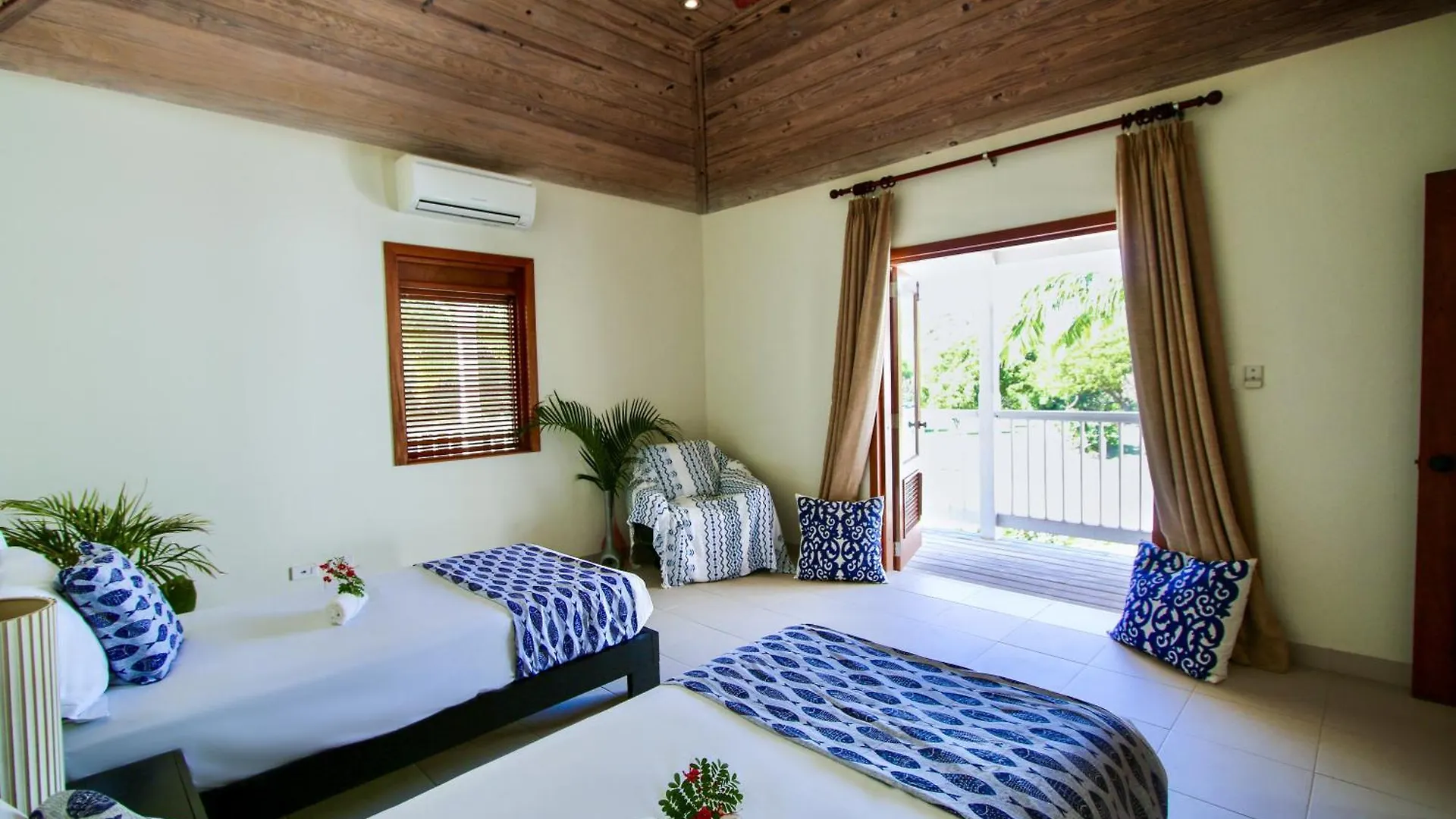 Hotel Nonsuch Bay The Hideaway Gaynors