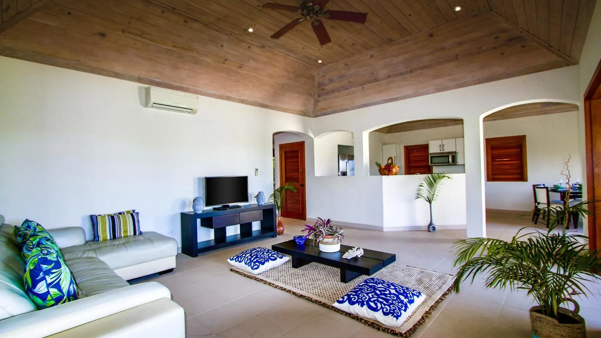 Nonsuch Bay The Hideaway Hotel Gaynors Resort
